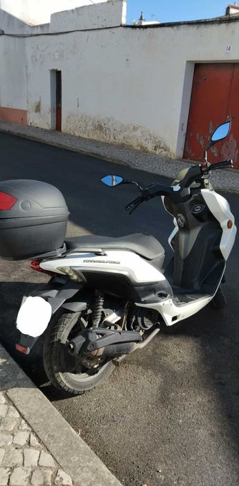 Vende-se moto cooter 125