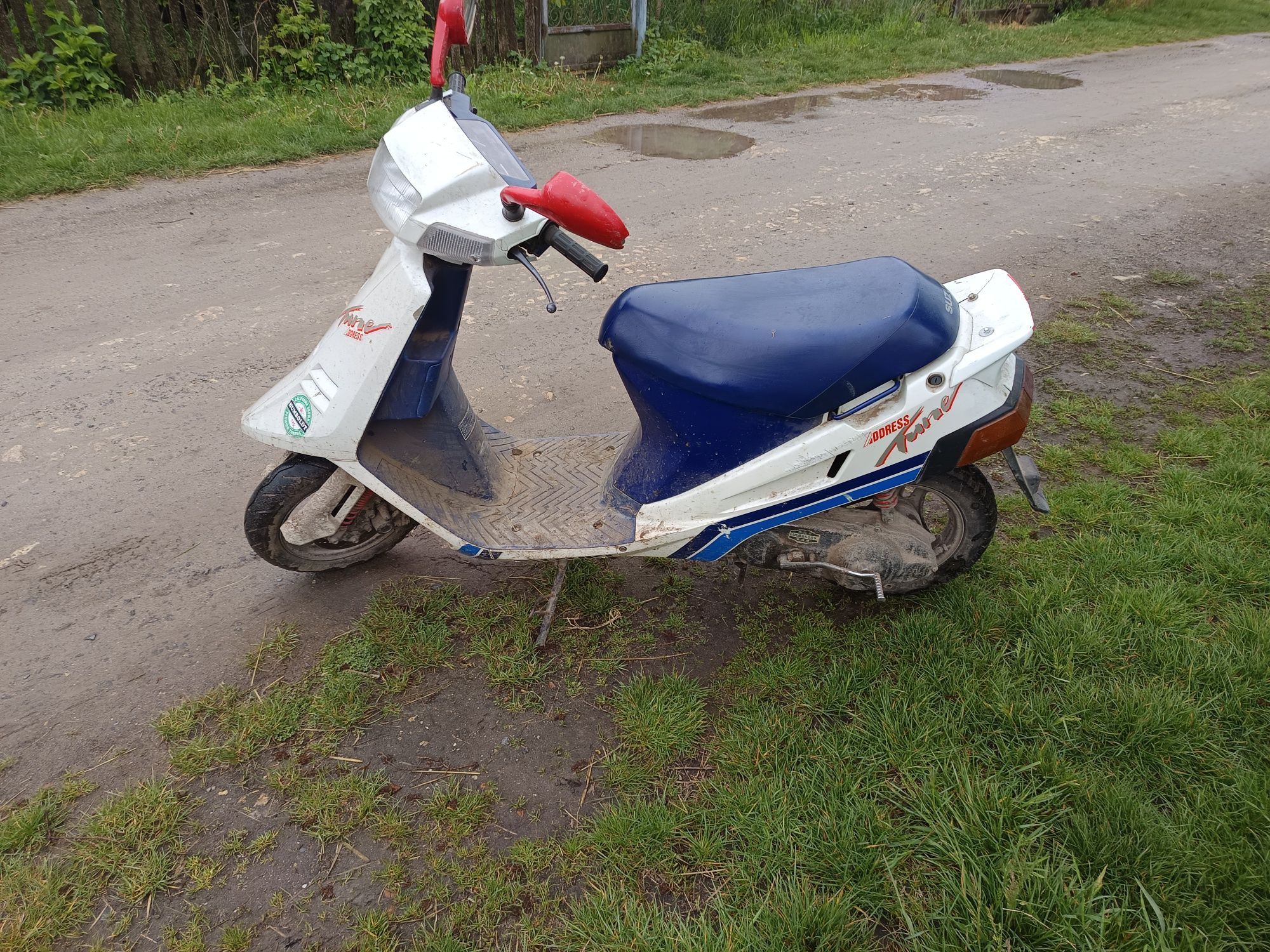 Продам скутер сузукі Suzuki