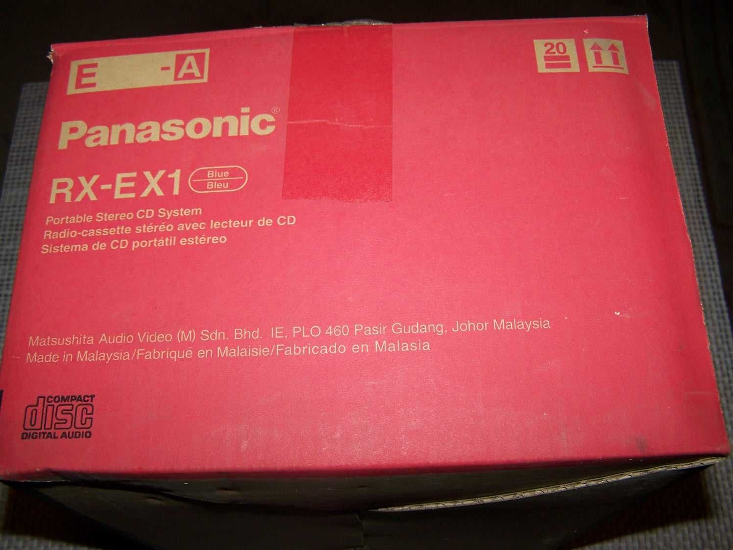 Radiomagnetofon z CD Panasonic RX-EX1 z pilotem