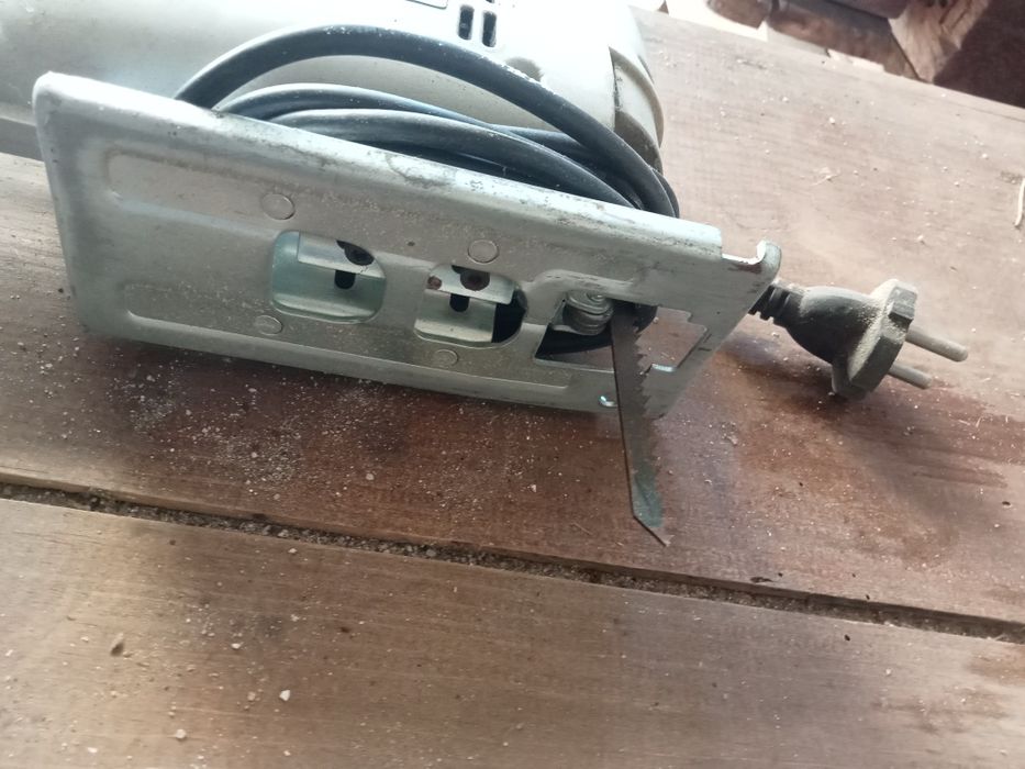 Serra Tico-tico eletrica
Marca: Einhell
Modelo: ST-LE