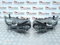 Фара ліва права Тойота Ауріс ІІ Toyota Auris II 2012-2018р