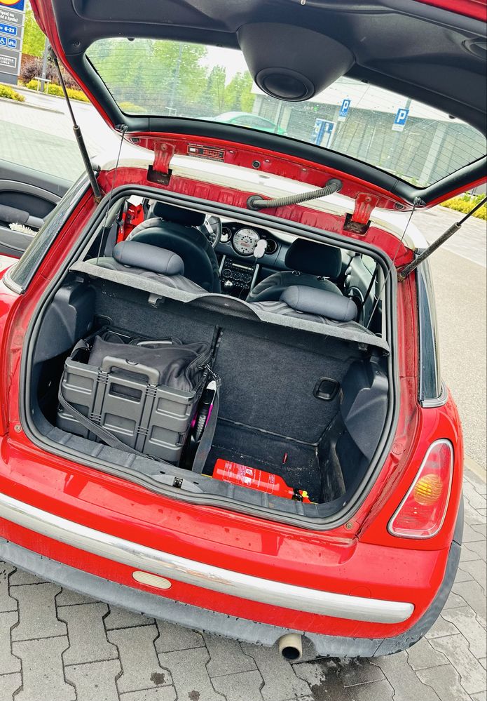 Mini cooper One.2003 benz 1.6