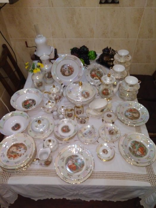 Редкий столовый-чайный сервиз Мадонна 74 предмета