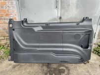 Карты обшивки задние салона на VITO-VIANO W639