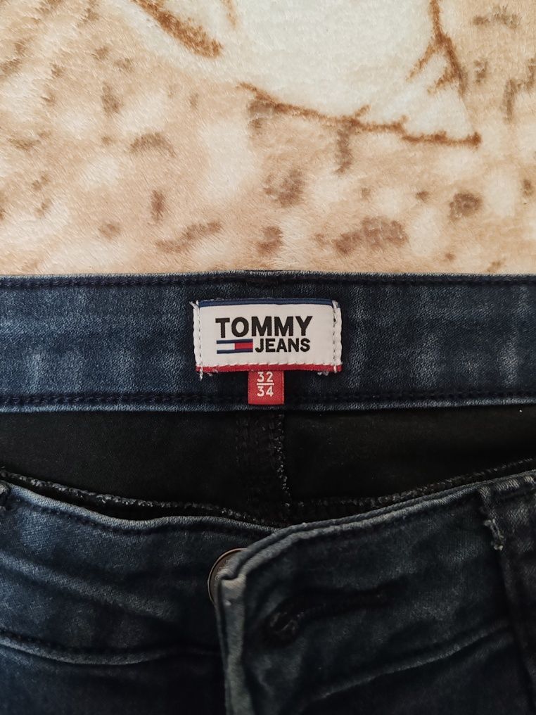 Джинсы скини мужские Tommy jeans