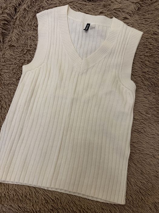 В’язана жилетка h&m бежева молочна