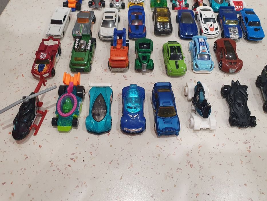 Машинки Хот Вілс