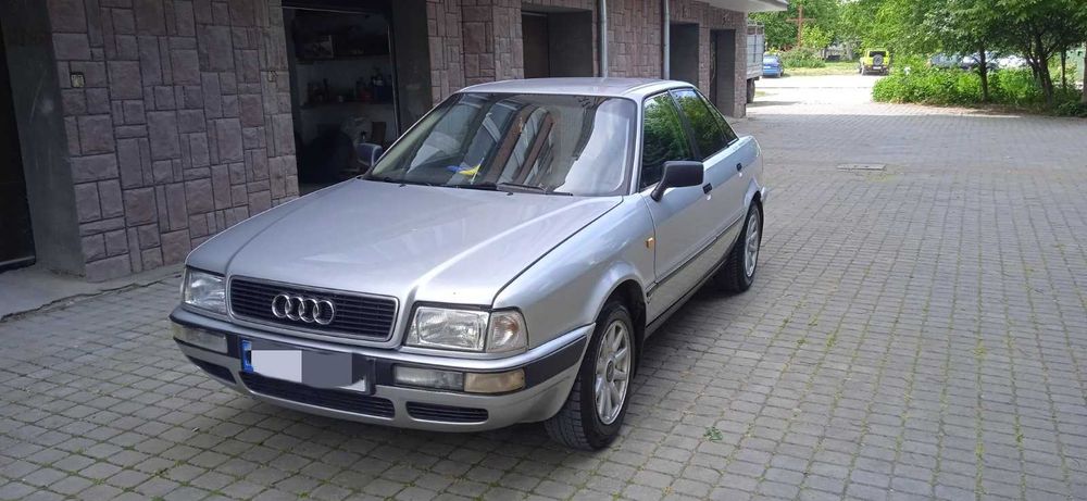 Продам ауді Б4 хороший стан