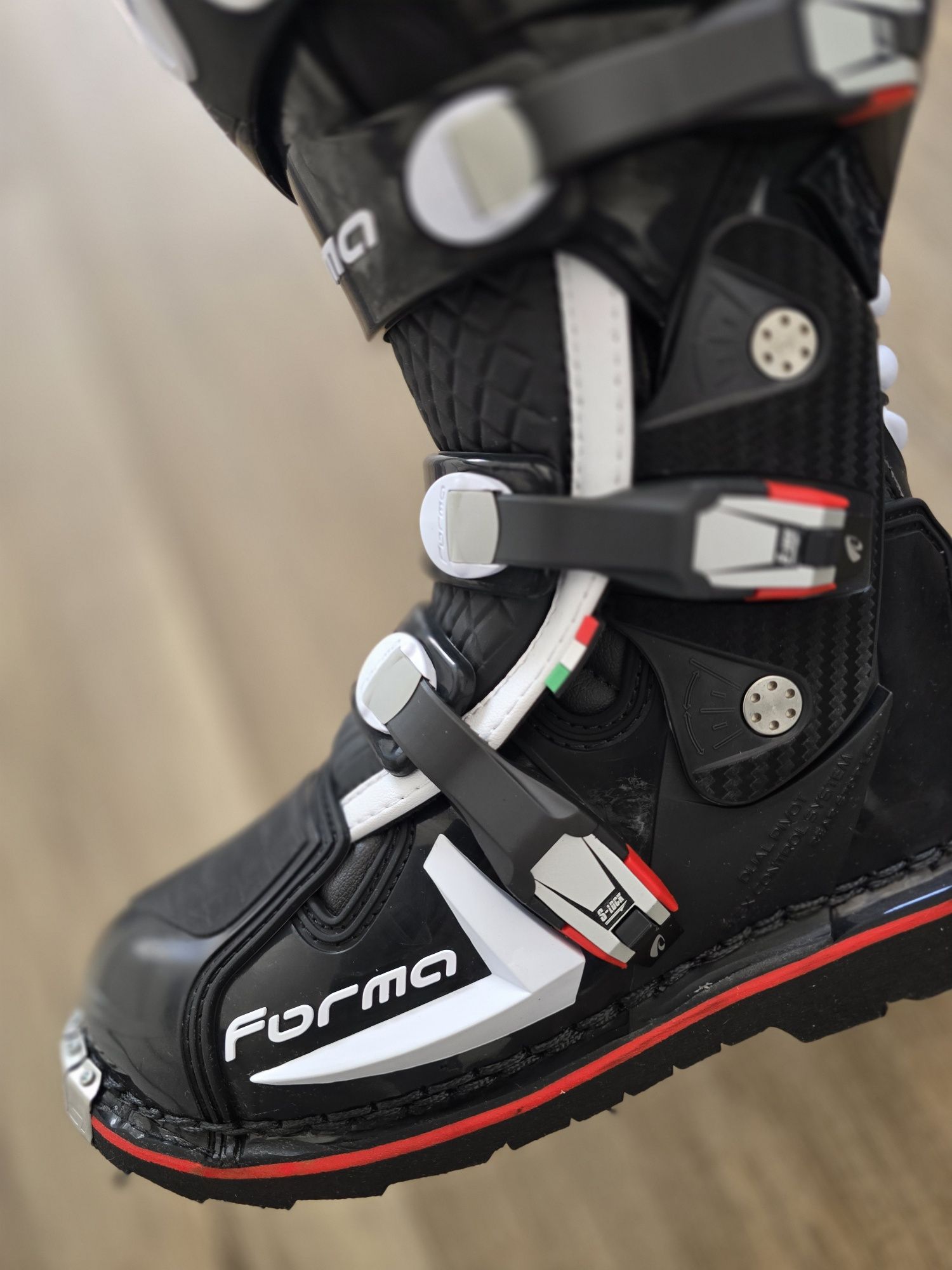 Botas Motocross Forma Predator 2.0