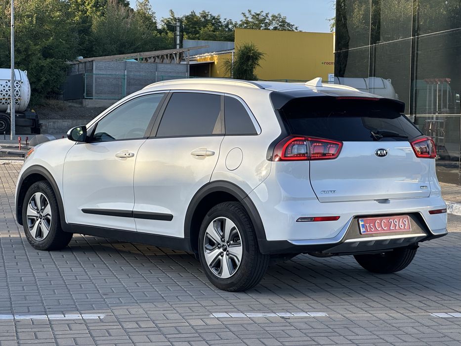 KIA Niro Hybrid ідеальний стан