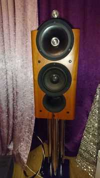KEF  Reference 201