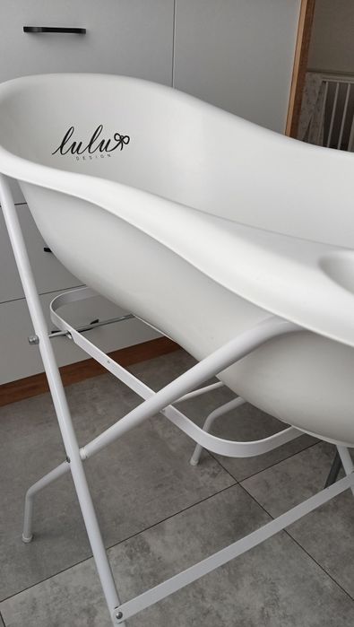 Wanienka że stojakiem lulu