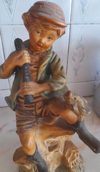 Figura antiga em cerâmica- Bom estado