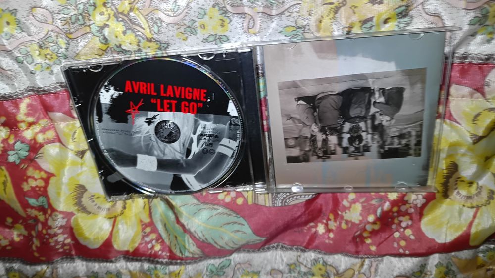 Avril Lavigne_let go