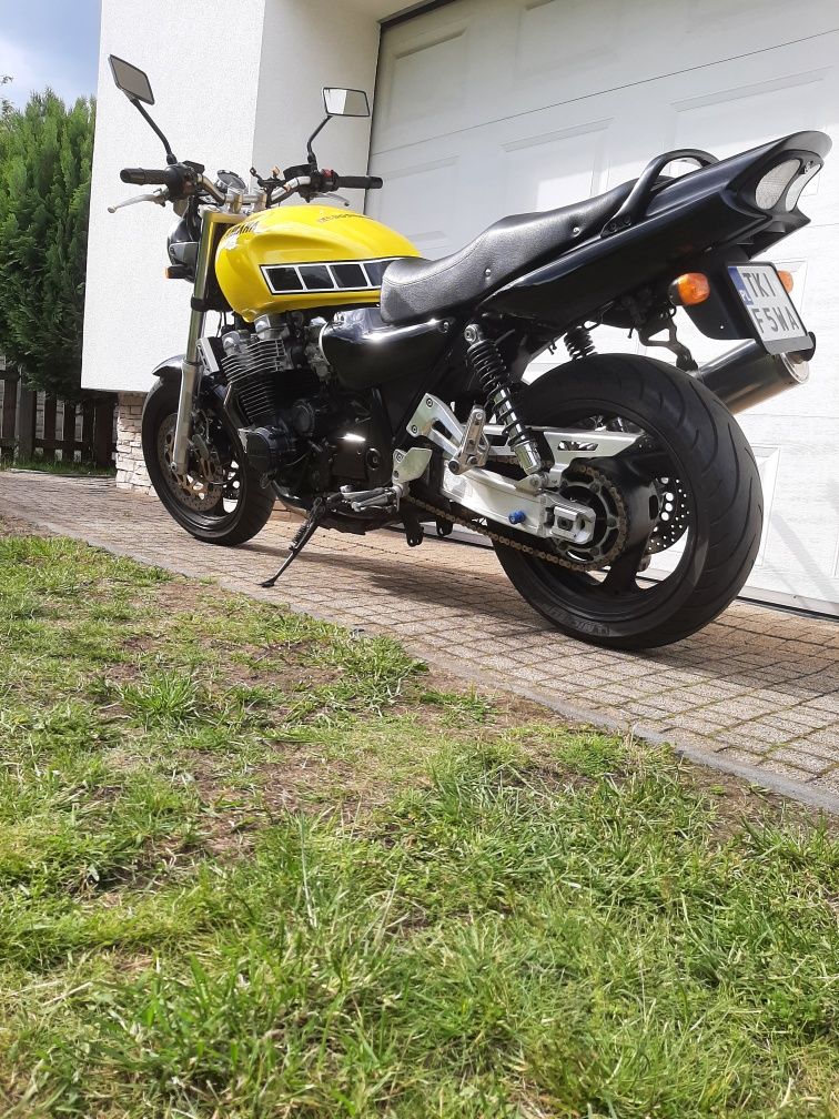 Yamaha xjr 1200 super stan