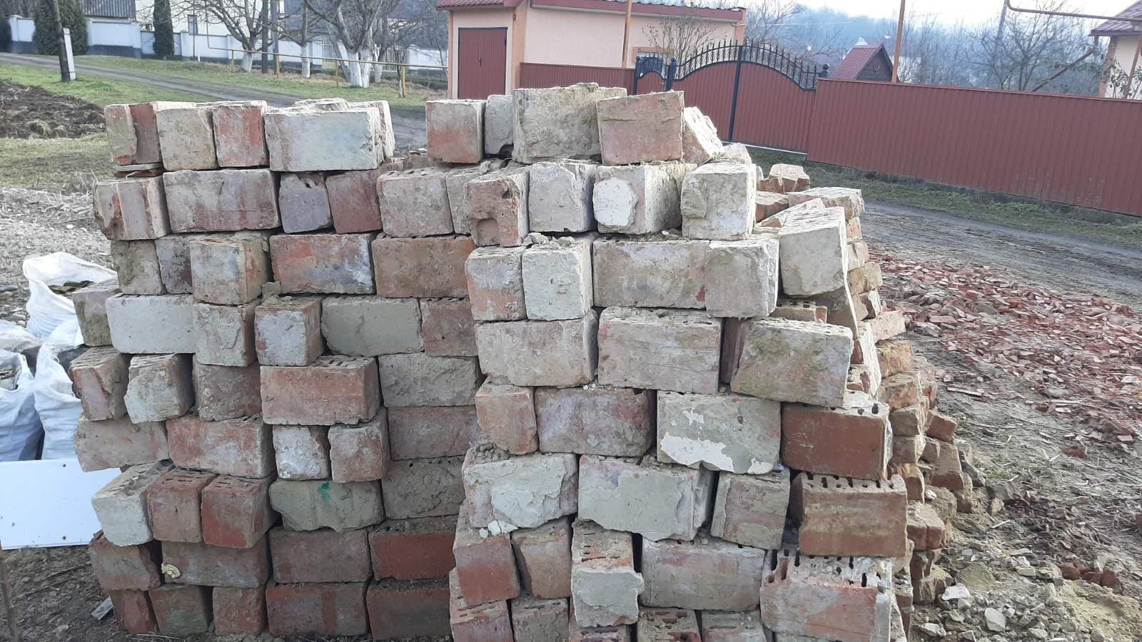 Продам блок кірпічний і блок зі скла