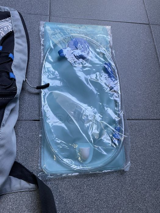 Mochila de Hidrataçao Rochrider com saco Novo !!!