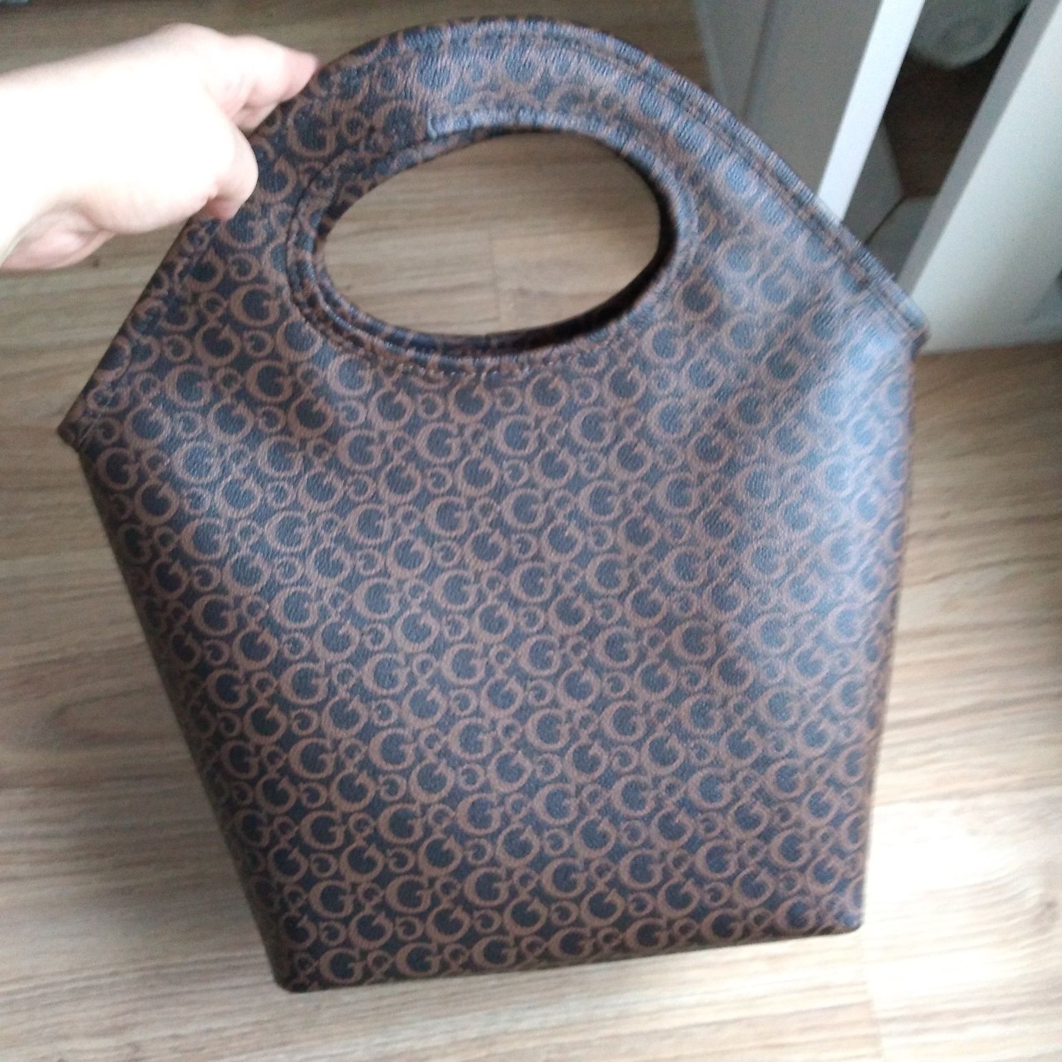 Torba termiczna marki Guess orginał