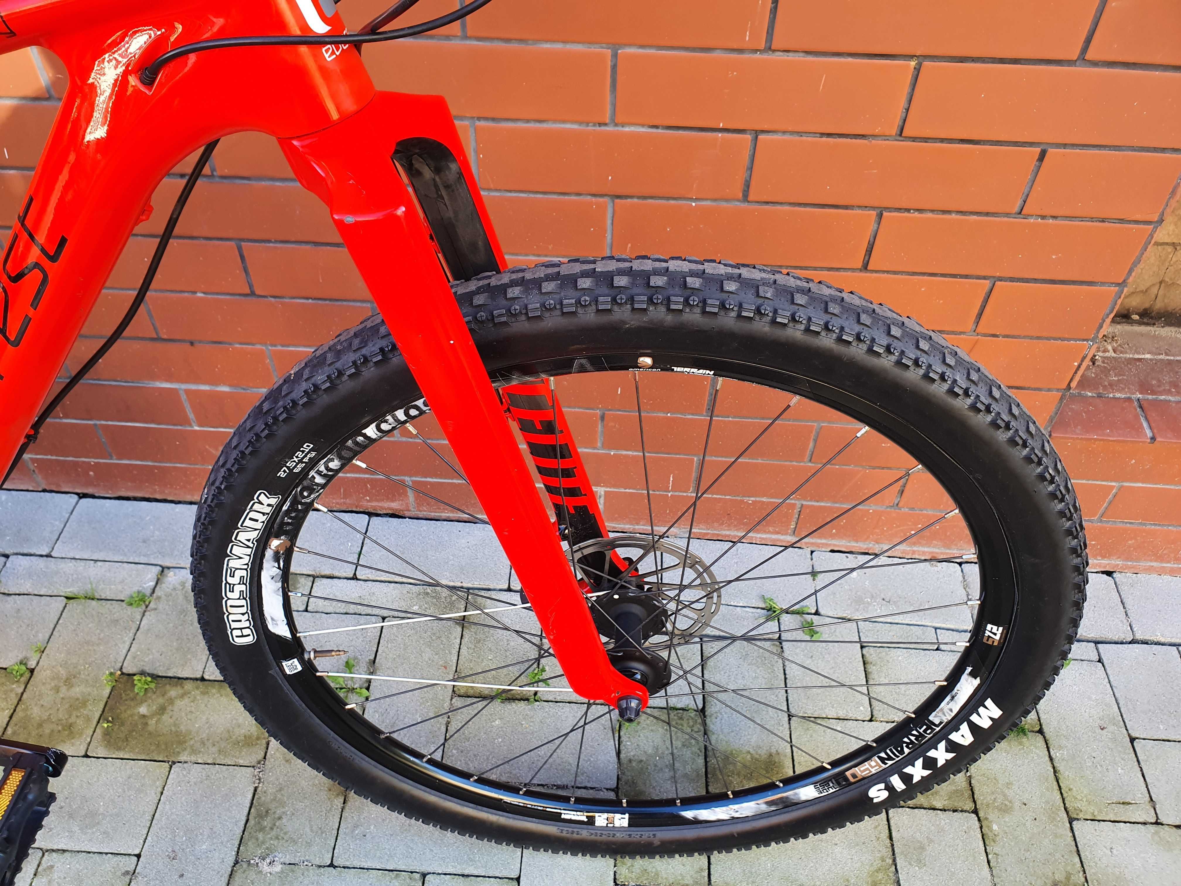 EVEREST ROCKY/Carbon/SramX0-2x10/rozm.19"waga 9,5 kg Koła 27,5"