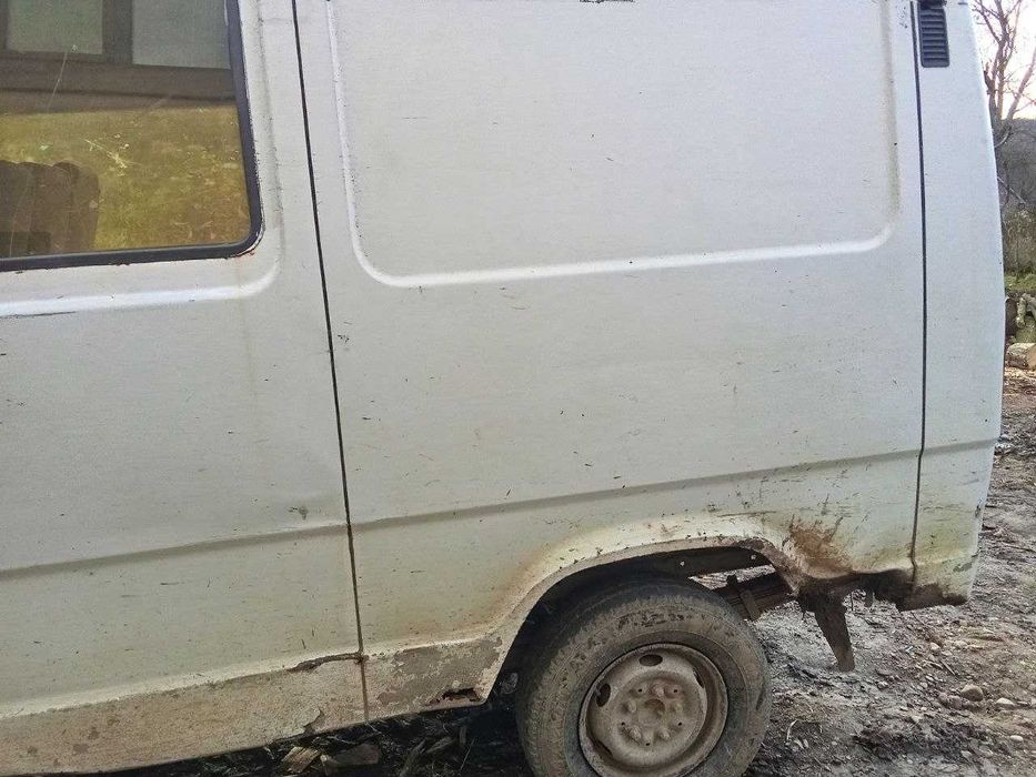 Продам мерседес 207 бус