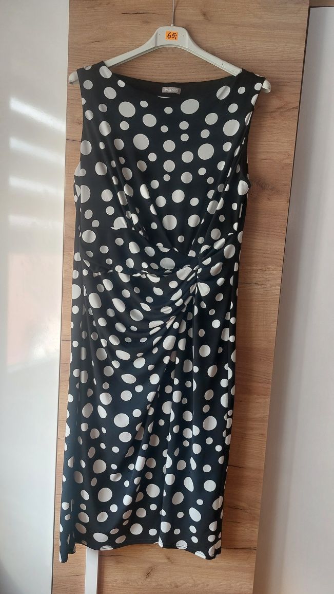 Czarna sukienka w białe grochy 40 L