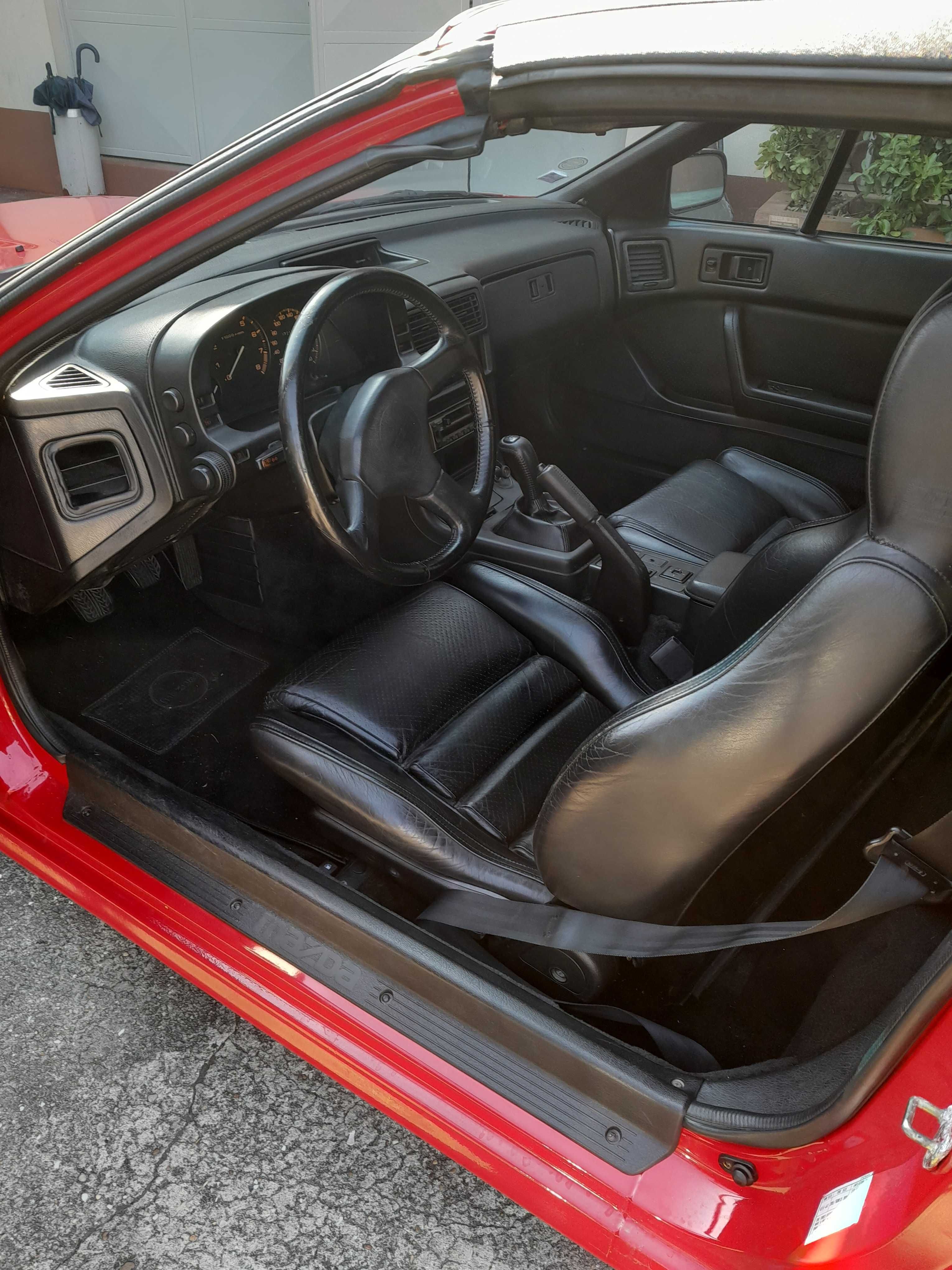 Mazda rx7 clássico inscrito no museu do caramulo