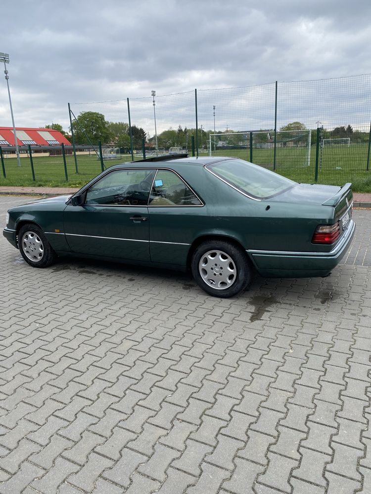 Mercedes W124 coupe 3.2