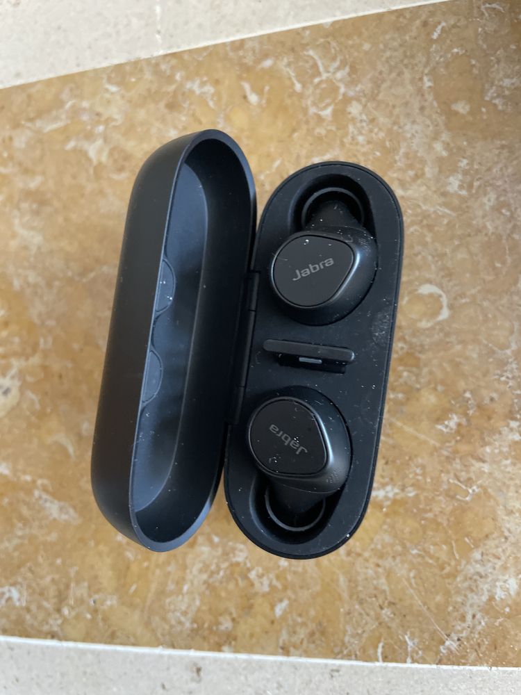 Jabra evolve 2 buds