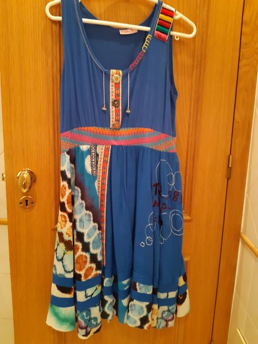 Vendo vestido NOVO 100% algodão tipo Desigual-N°38