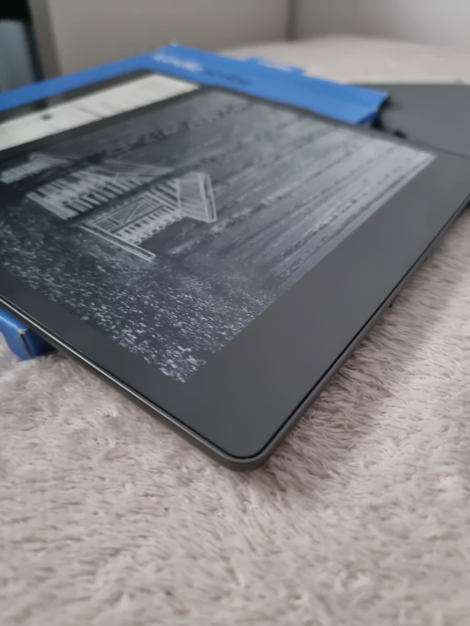 Czytnik kindle Scribe