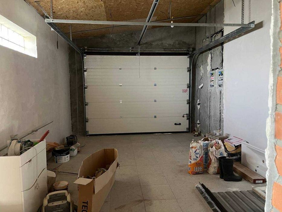 Будинок новий. Ремонт. 200м2. Нові Безрадичи/Обухівський р-н. 12 соток