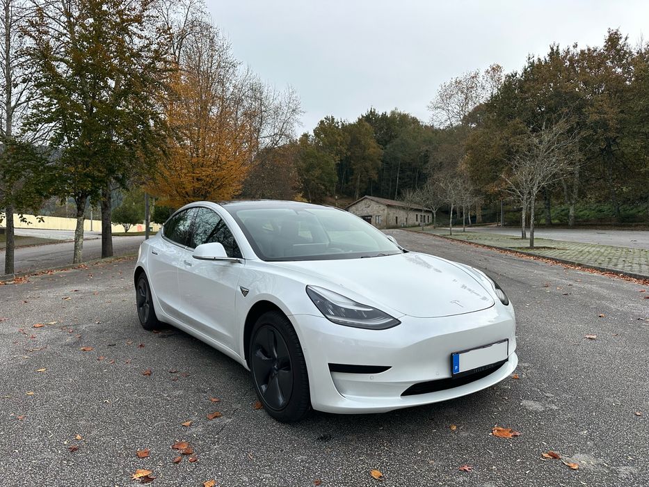 Tesla Model 3 Standard Range Plus RWD
