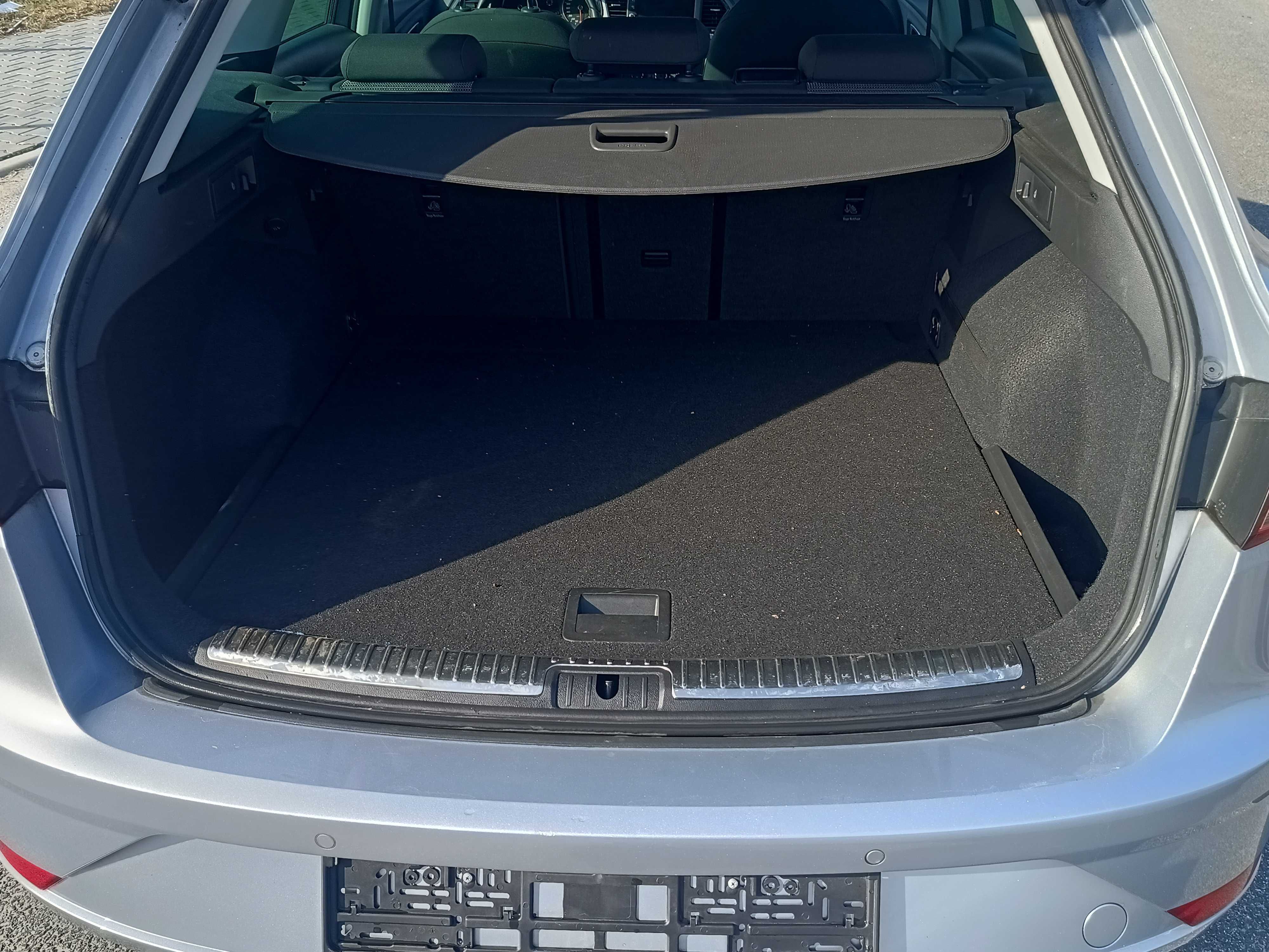 Seat Leon kombi 2019 igła super stan i30 i40 octavia Megan passat golf