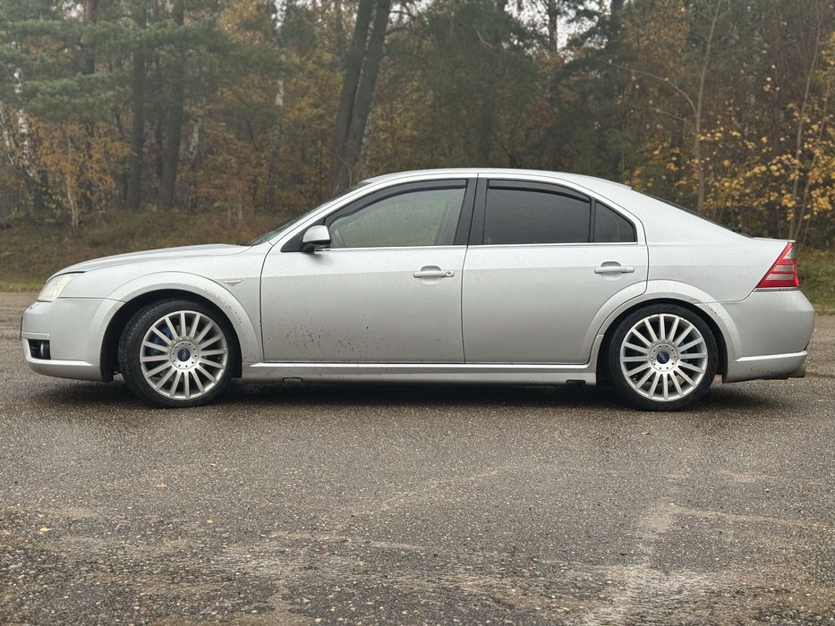 Ford Mondeo ST220 3.0 V6 LPG