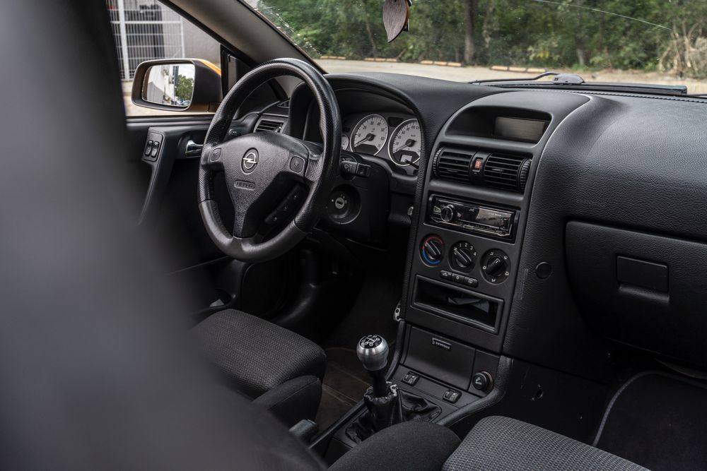Opel Astra G Bertone 2.0T