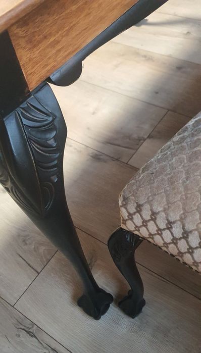 Komplet stół plus cztery krzesła chippendale czarny dębowy drewno