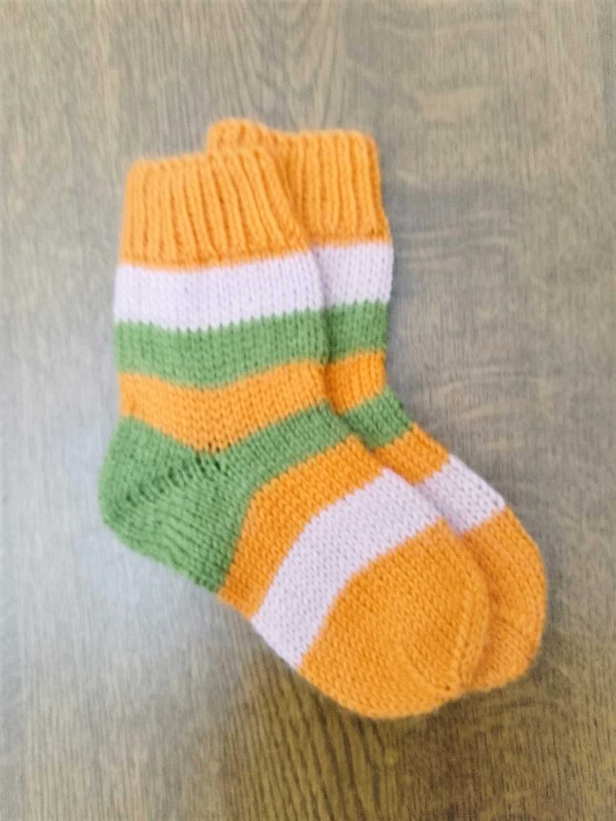 вязані дитячі шкарпетки 12 см