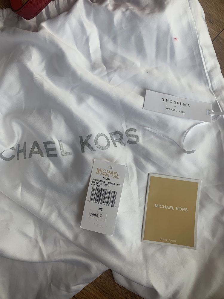 Czerwona torebka Michael Kors