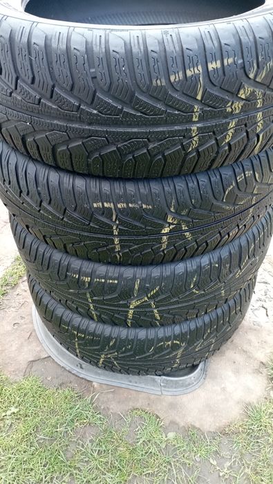 Зимові шини Uniroyal 235/60/R18 , комплект 4 шт