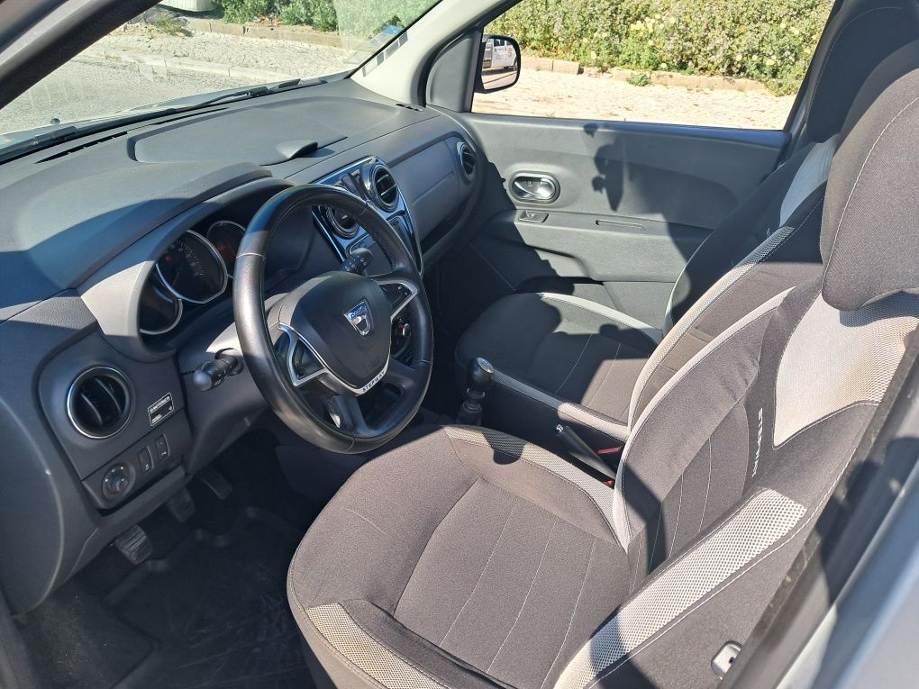 Dacia lodgy com IVA dedutível