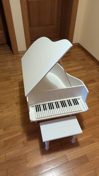 Pianino zabawka dekoracja (nie gra)