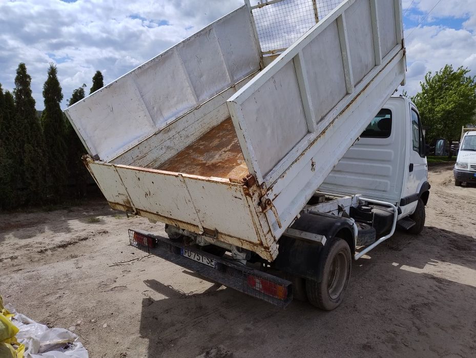 Usługi minikoparką i transport wywrotką. Drenaże i odwodnienia