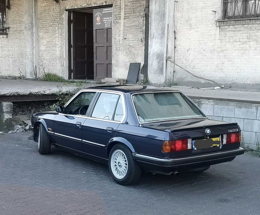 BMW E30 325i 1987r