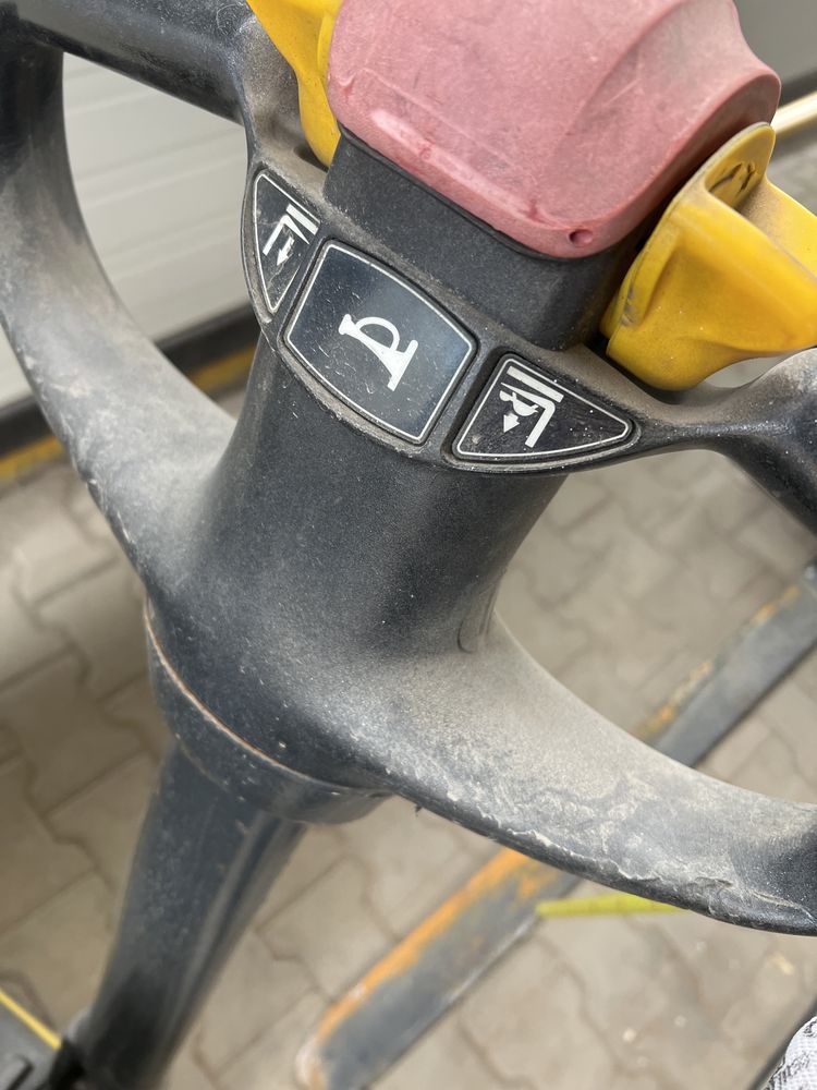 Wozek widłowy paletowy rurowy manitou still Linde 2.30 paletowy