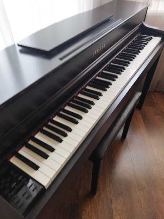 Цифровое пианино YAMAHA Clavinova CLP-535R