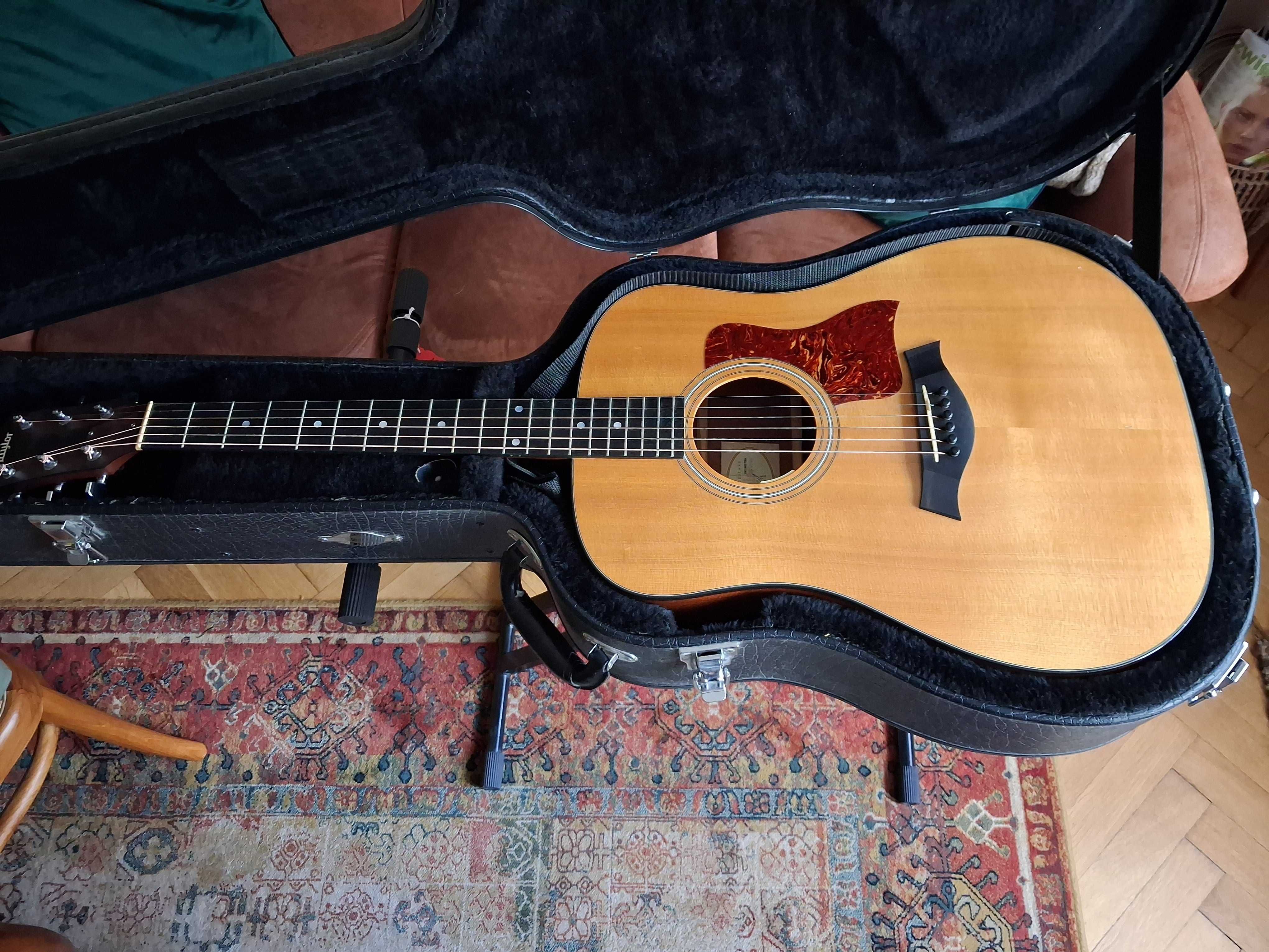 Gitara Taylor 310