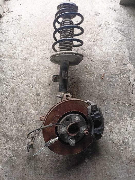 Стойка Сітроєн С4