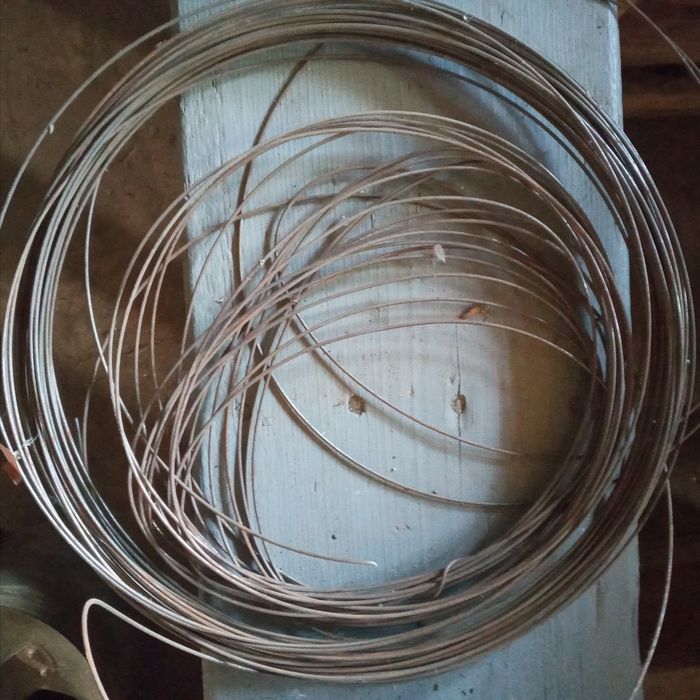 Гвозди 8 см банка1кг,кувалда 5кг.