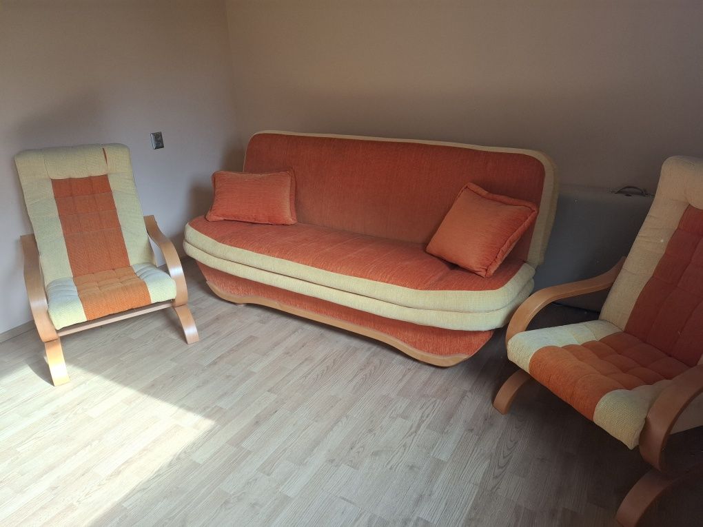 Wersalka/kanapa + 2 fotele i stolik gratis