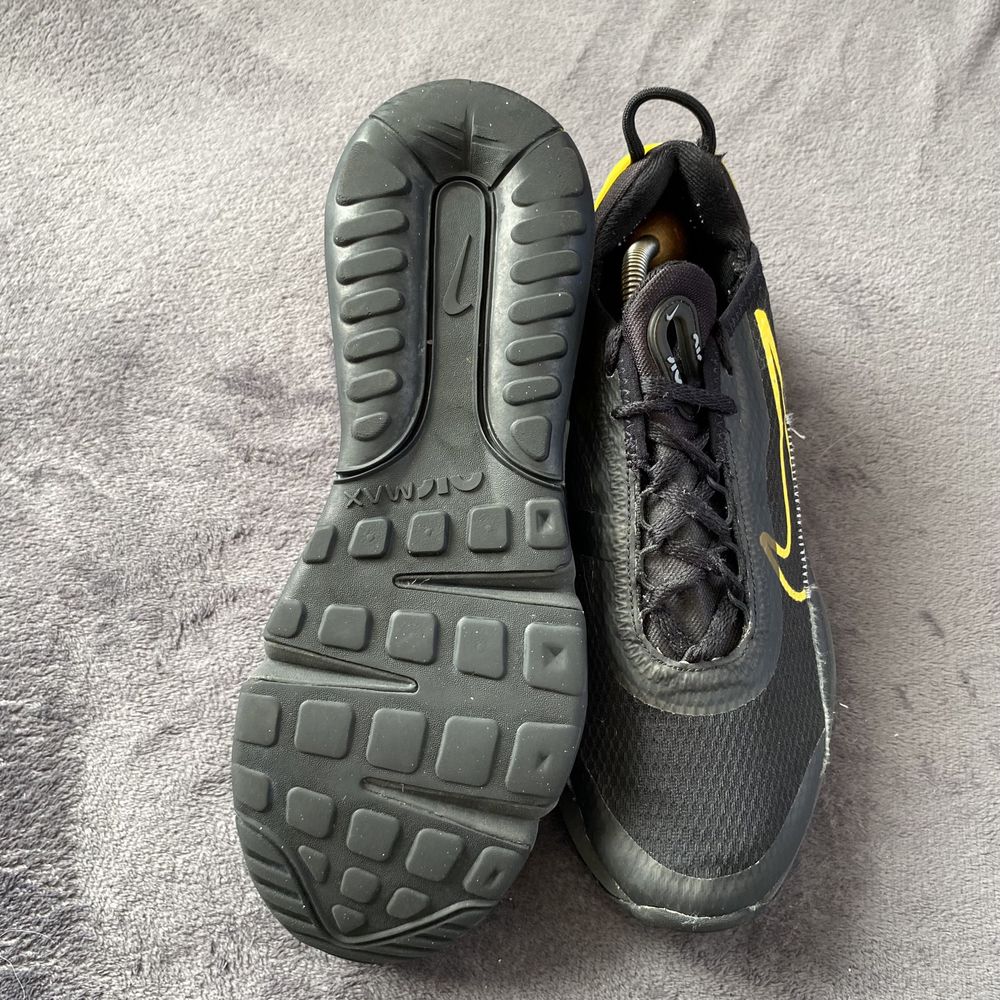 Чоловічі кросівки Nike air max 2090 р.39